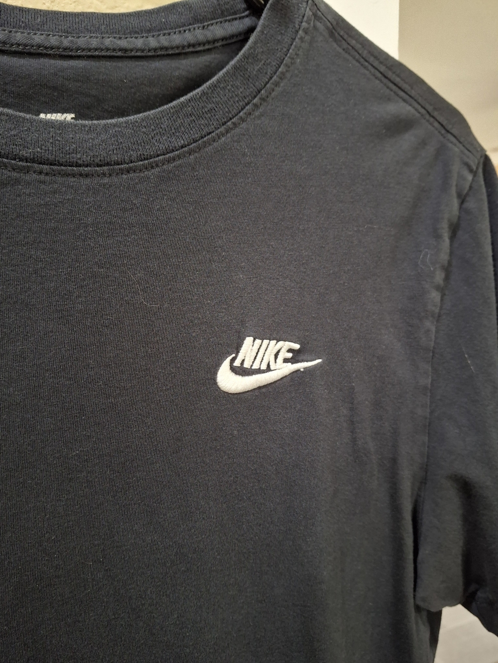 Nike Tee - Picture 3 of 5